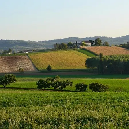 Cascina Manu Bed and breakfast 3*