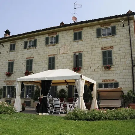 Bed & Breakfast Cascina Manu 3*