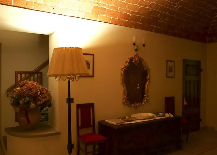 Cascina Manu Bed and Breakfast 3*